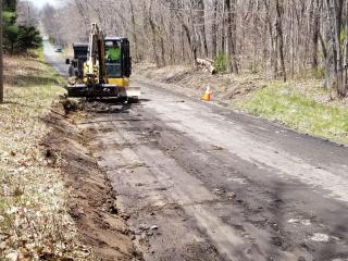 Silverbrook Rd. ditch cleaning 